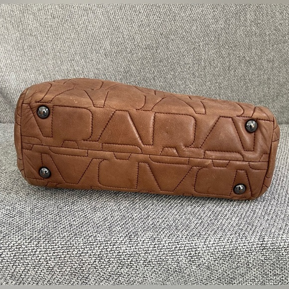 Adolfo Dominguez Brown and Tan Shoulder Bag - Picture 10 of 16